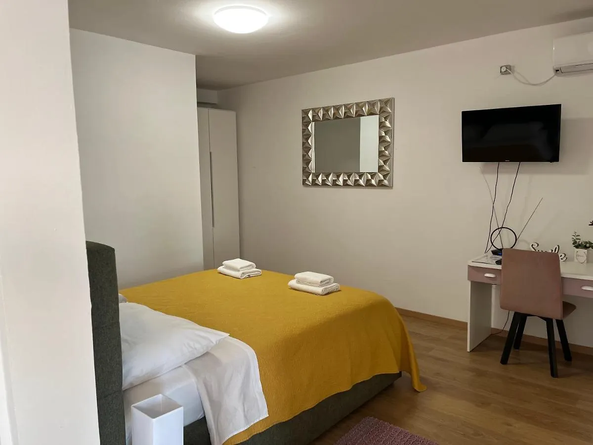 Apartment Renata Zara Croazia
